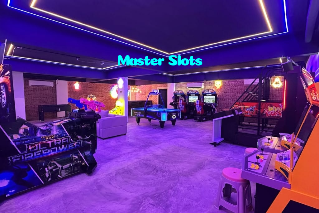 Master Slots casino presented on mobile device in Pakistan with slots and live games